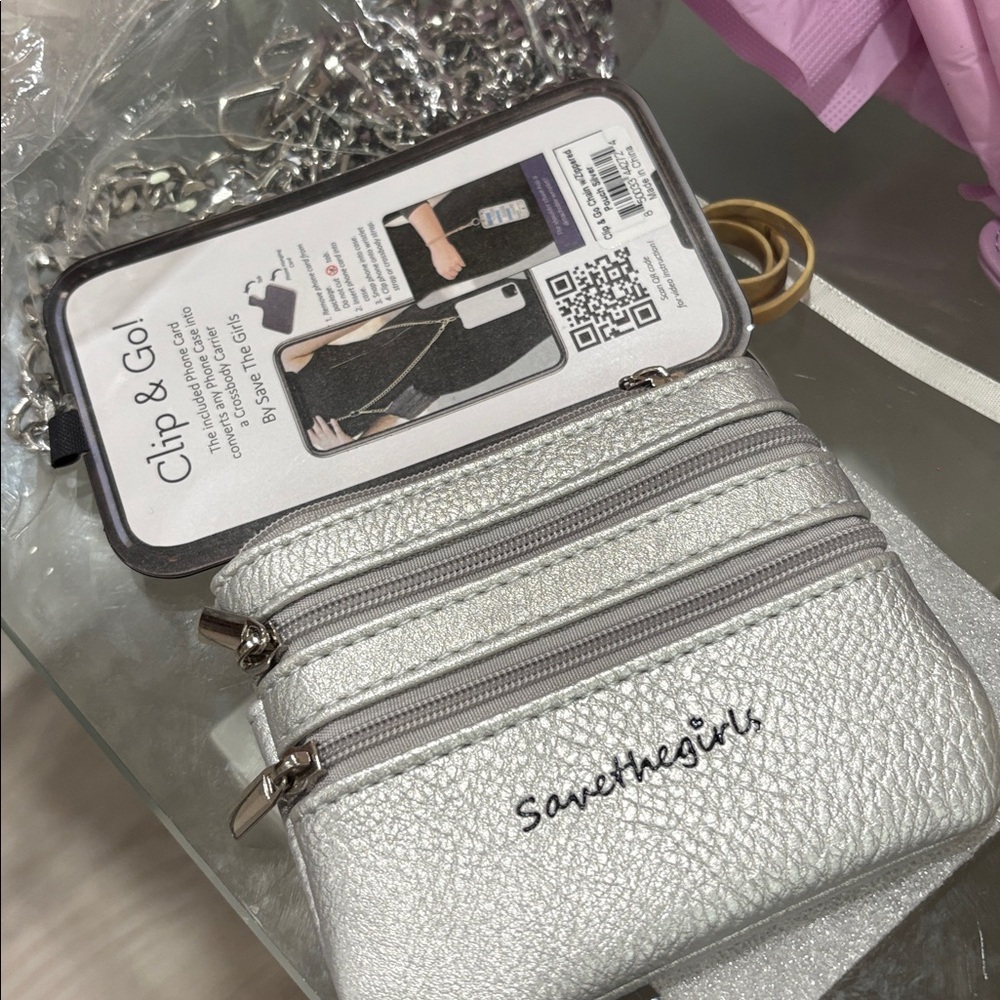 Zippered Pouch Gold w/Silver Hardware